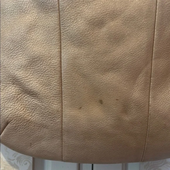 Coach Metallic Tan Shoulder Bag See Slight Callouts In Photos - Picture 13 of 14